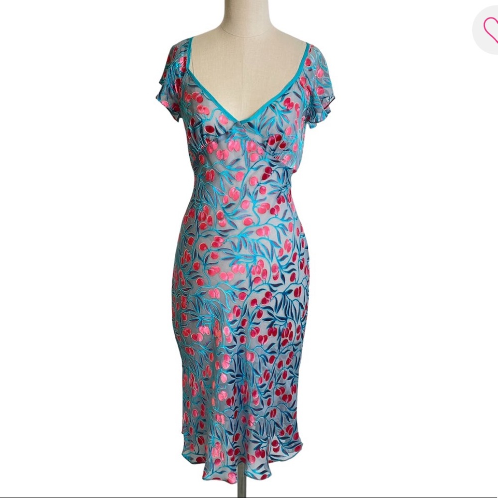 ISO VINTAGE BETSEY JOHNSON - Picture 1 of 15